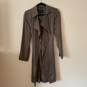 Aritzia Babaton Maximo Trench Coat Size Small